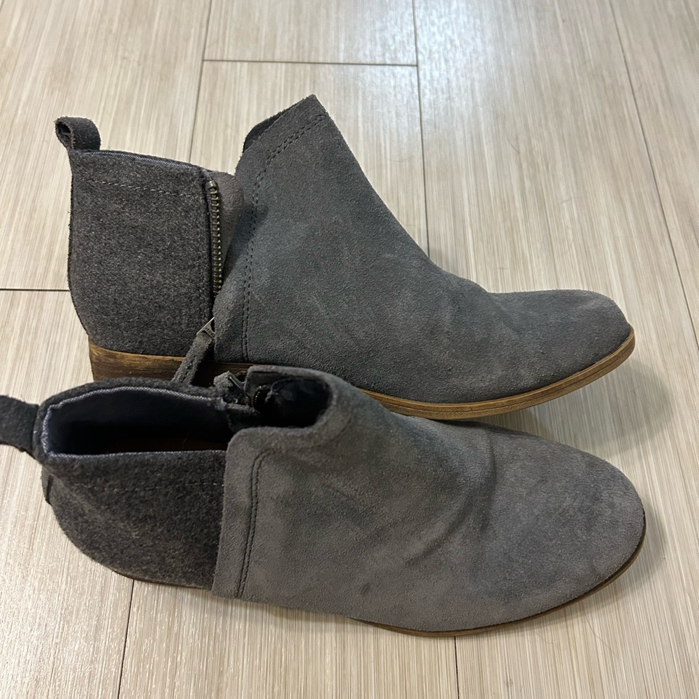 Toms Gray Suede Ankle Booties - Picture 5 of 11
